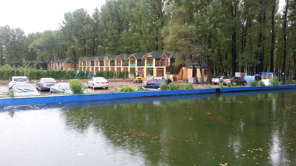  p>鹅和鸭农庄位于北京市怀柔区 a href="#" data-lemmaid="8618743">