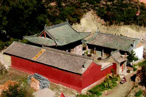  p data-id="gnwtyd9c82">兰若寺,位于山西省忻州市繁峙县,始建于唐