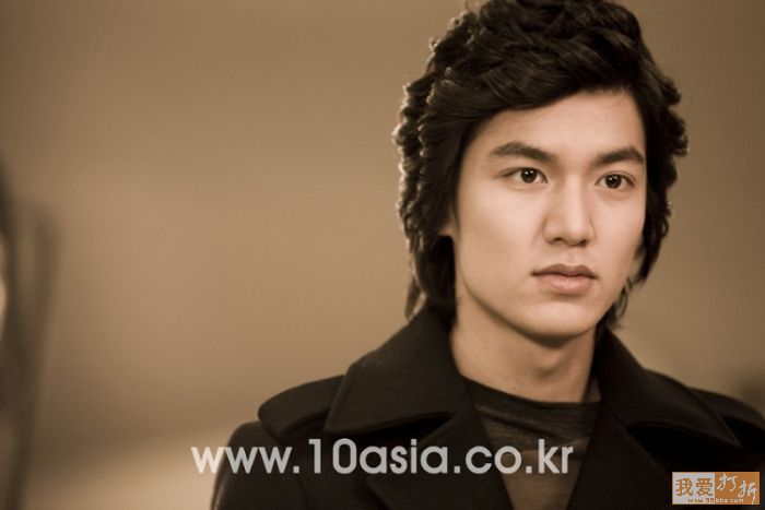  p>具俊表是韩国电视剧《花样男子》中人物,世界知名的韩国顶级超级大