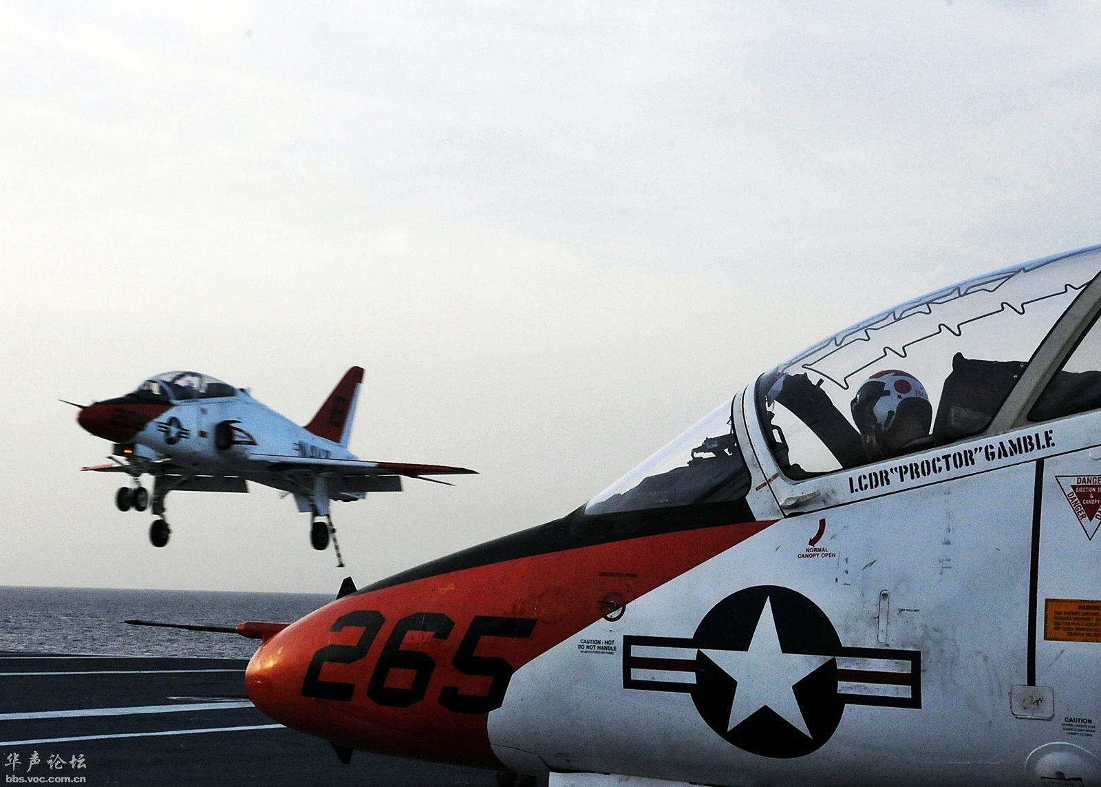  p data-id="gnwlcatqzg">t-45教练机(编号:t-45,代号:goshawk,译文