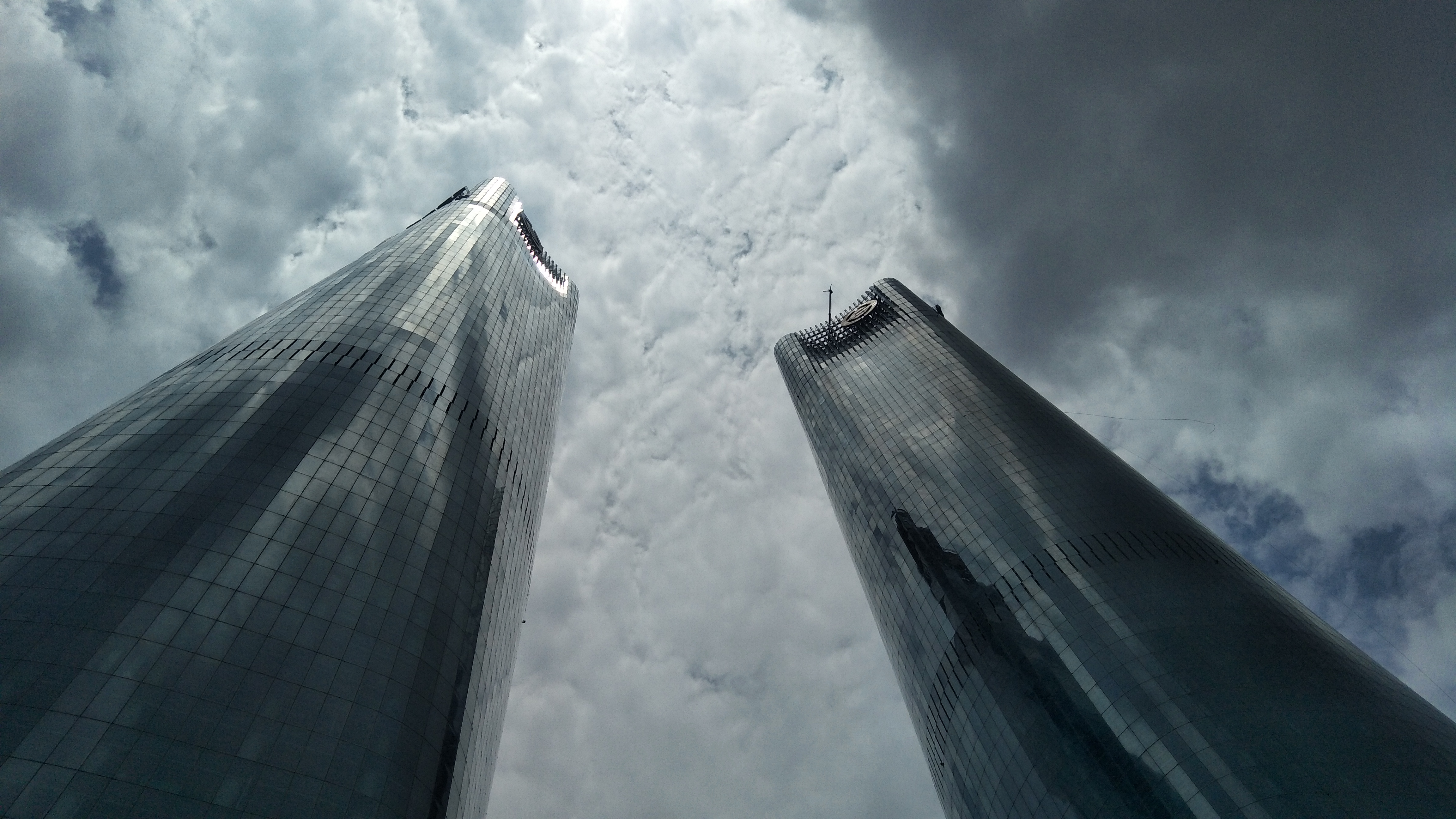 南昌绿地303双子塔