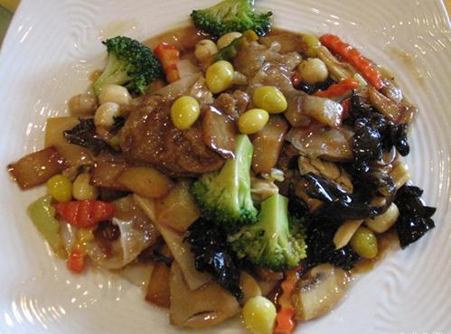  p data-id="gn8bvdi3qa">群英荟萃素什锦是一道菜品,制作材料有 a