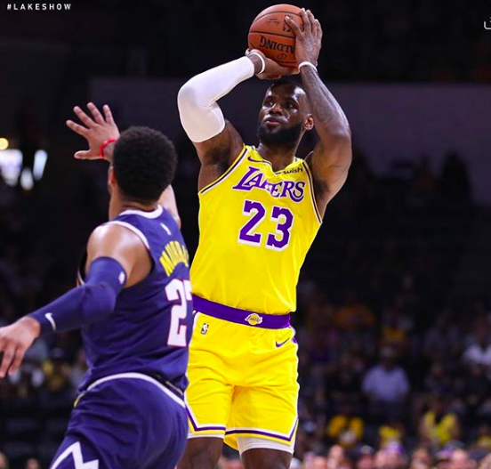  p>勒布朗·詹姆斯(lebron james),全名勒布朗·雷蒙·詹姆斯(lebron