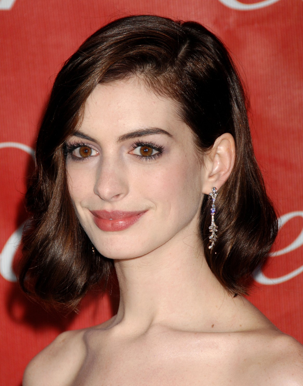  p>安妮·海瑟薇(anne hathaway),1982年11月12日出生于美国纽约州