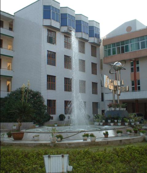  p>福安三中为 a target="_blank" href="/item/福建省/122534" data