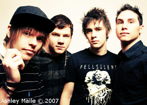  p>英国一支风格为post-hardcore 的band于2003年组成,乐队名字的由来