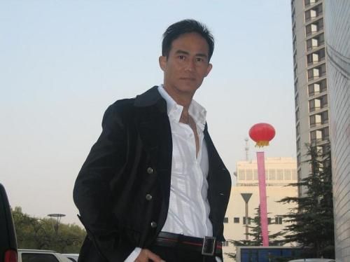 李子雄