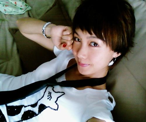 出任东南卫视综艺节目《 a target="_blank" href="/item/开心100