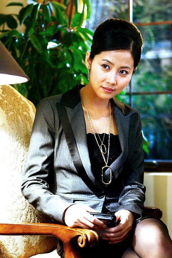 xinyi),又名李彤,1978年4月30日出生于中国北京,中国大陆女演员,毕业
