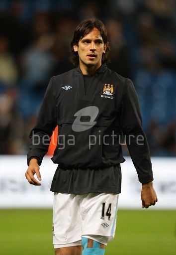  p>罗克·圣克鲁斯(roque luis santa cruz cantero),1981年8月16日