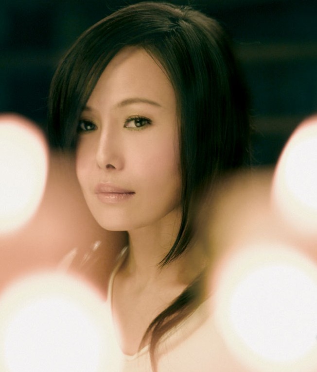 data-id="gnwhwnzk30">江蕙,本名江淑惠,1964年9月1日出生于中国台湾