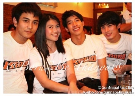  p>颂恩·宋帕山(son),1988年11月12日出生于泰国曼谷,泰国男演员