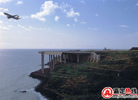  p>马德拉丰沙尔克里斯蒂亚诺·罗纳尔多国际机场(funchal airport