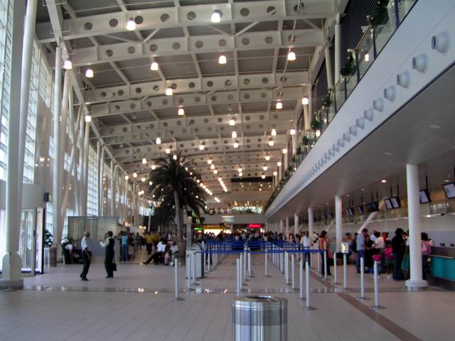  p>茱莉安娜公主国际机场(princess juliana international airport)