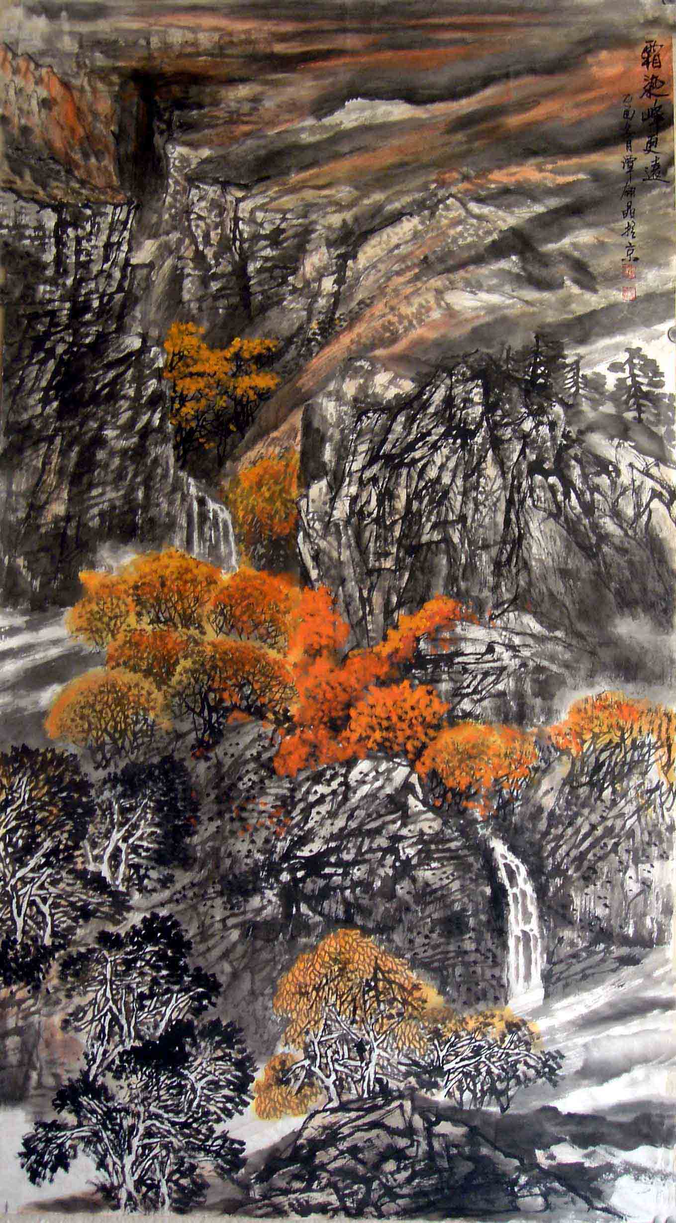 (谭红晶)早年毕业于解放军军医学院,后就读于中央美术学院国画系