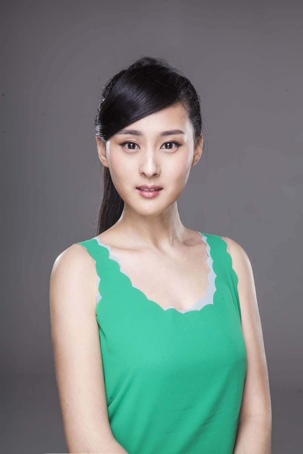 ogkg92c">郭彤彤,1988年4月19日出生于辽宁省大连市,中国内地女演员