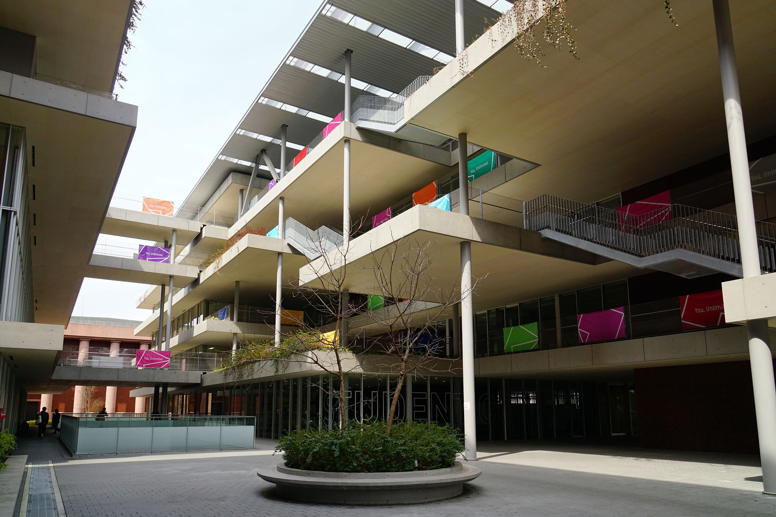  p>龙谷大学(ryukoku university),位于日本京都,是一所成立于1639年