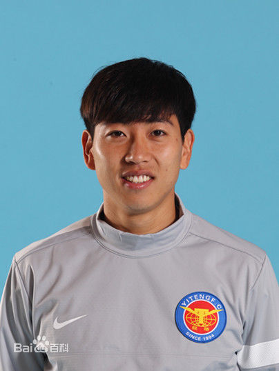  p>王大龙,1989年3月11日出生于沈阳,中国 a tar