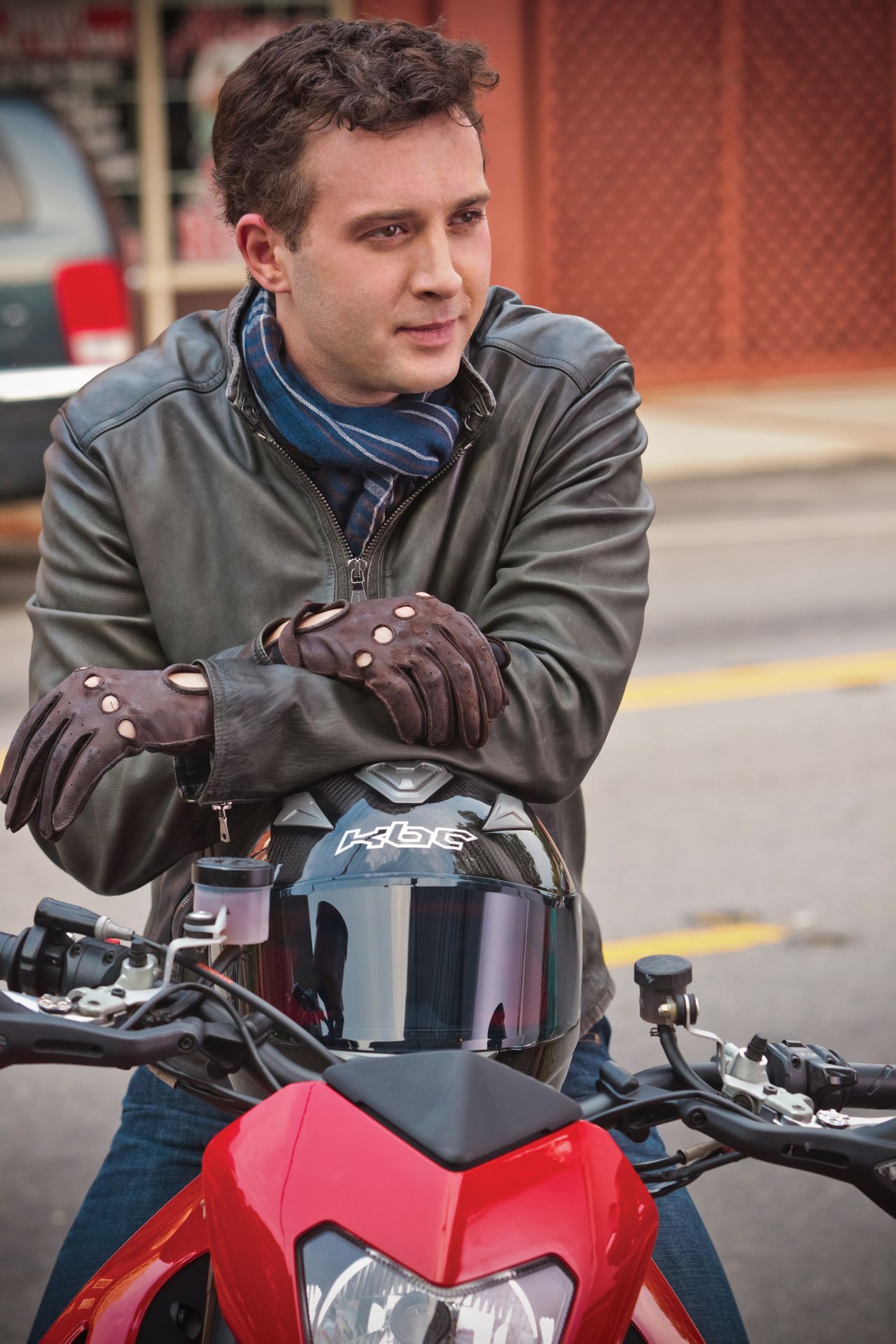  p>《美国派4:美国重逢》是美国环球影业出品的喜剧电影,由乔恩·赫