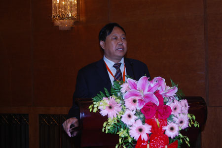 孙大午,男,1954年6月出生于 a target="_blank" href="/item/河北省