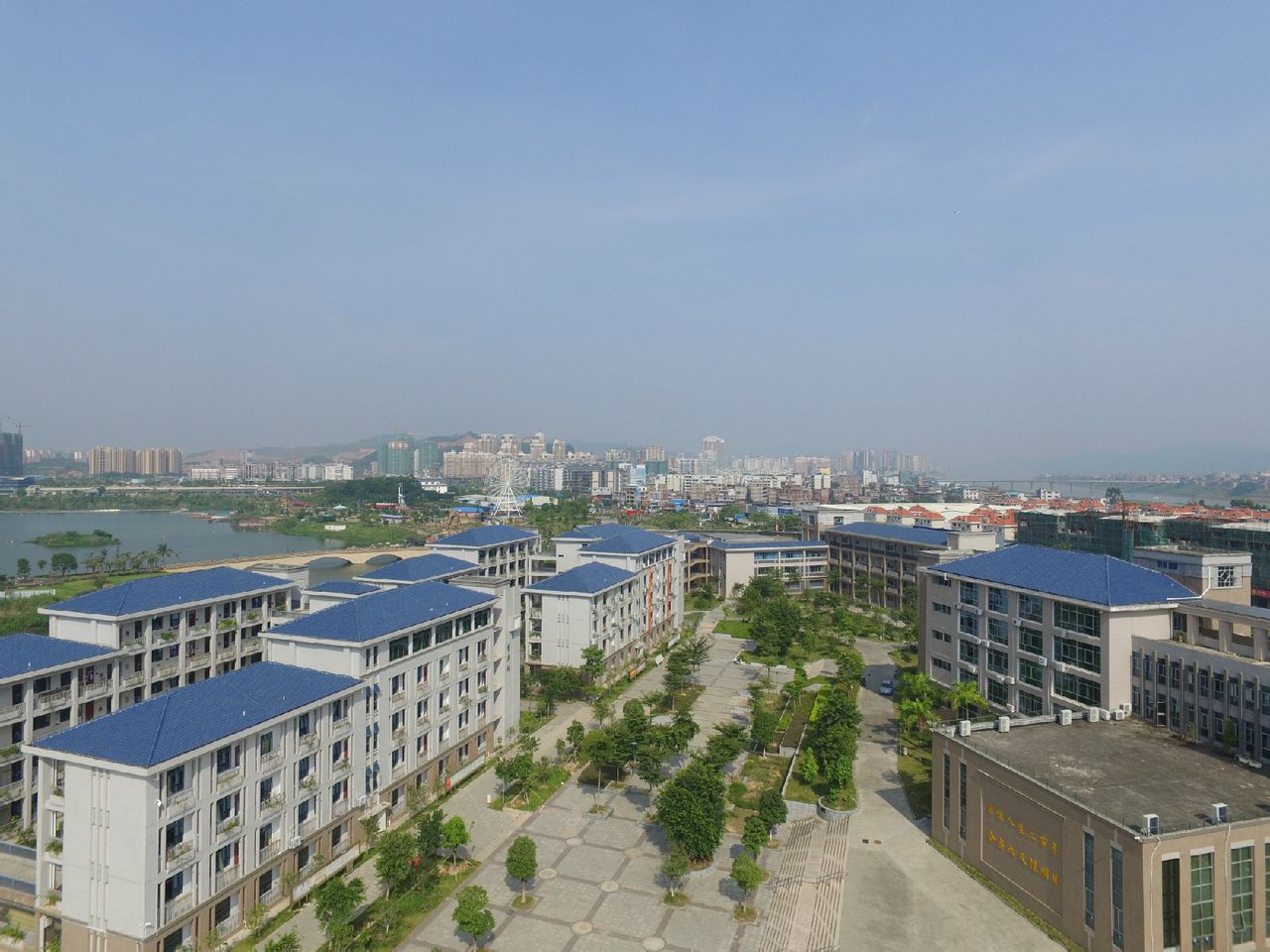广西梧州高级中学