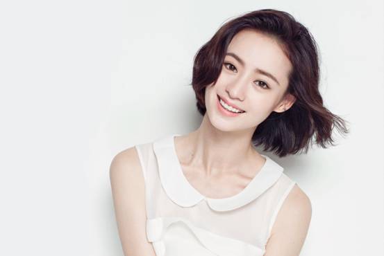  p>依灵,原名金蕾,1991年7月21日出生于浙江省义乌市,中国内地女演员.