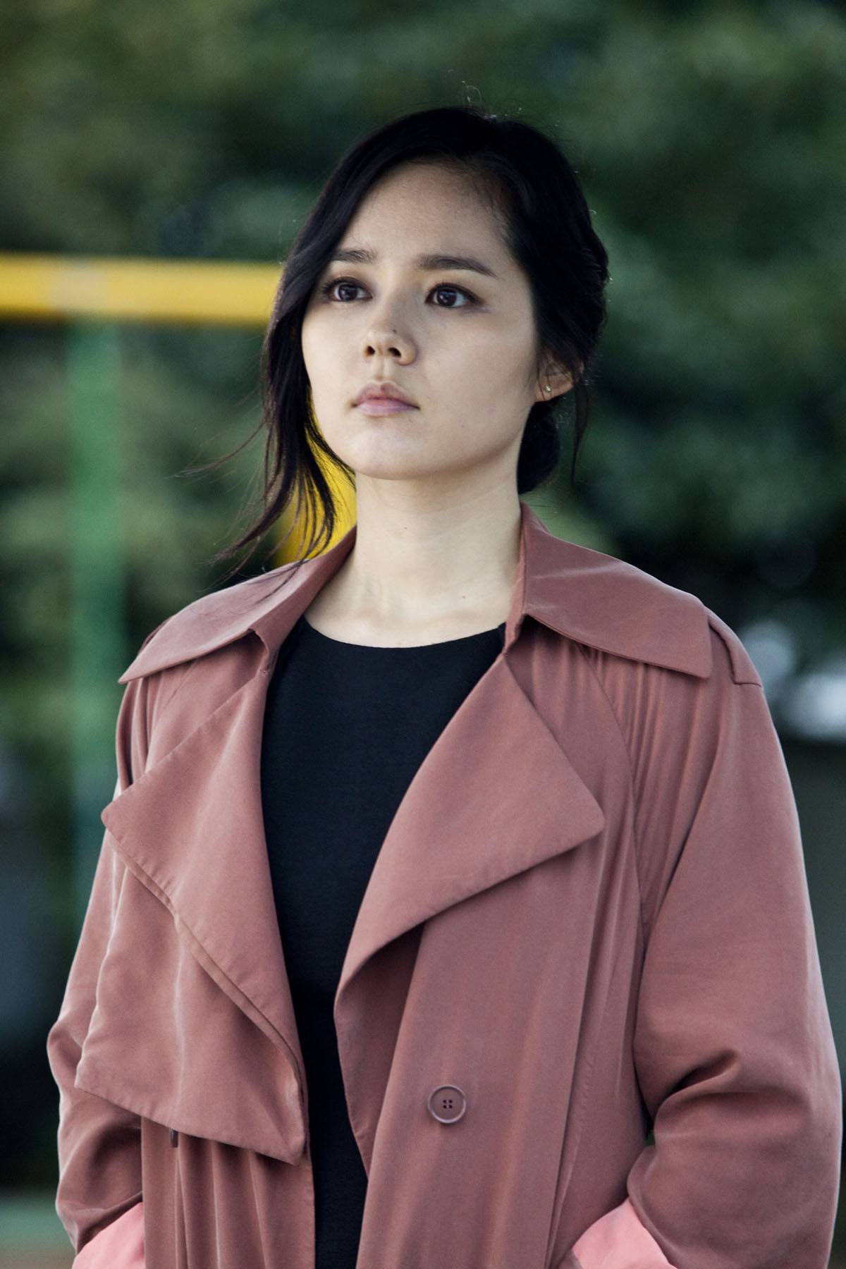  p>韩佳人(han ga in),本名"金贤珠",1982年2月25日出生于韩国首尔市