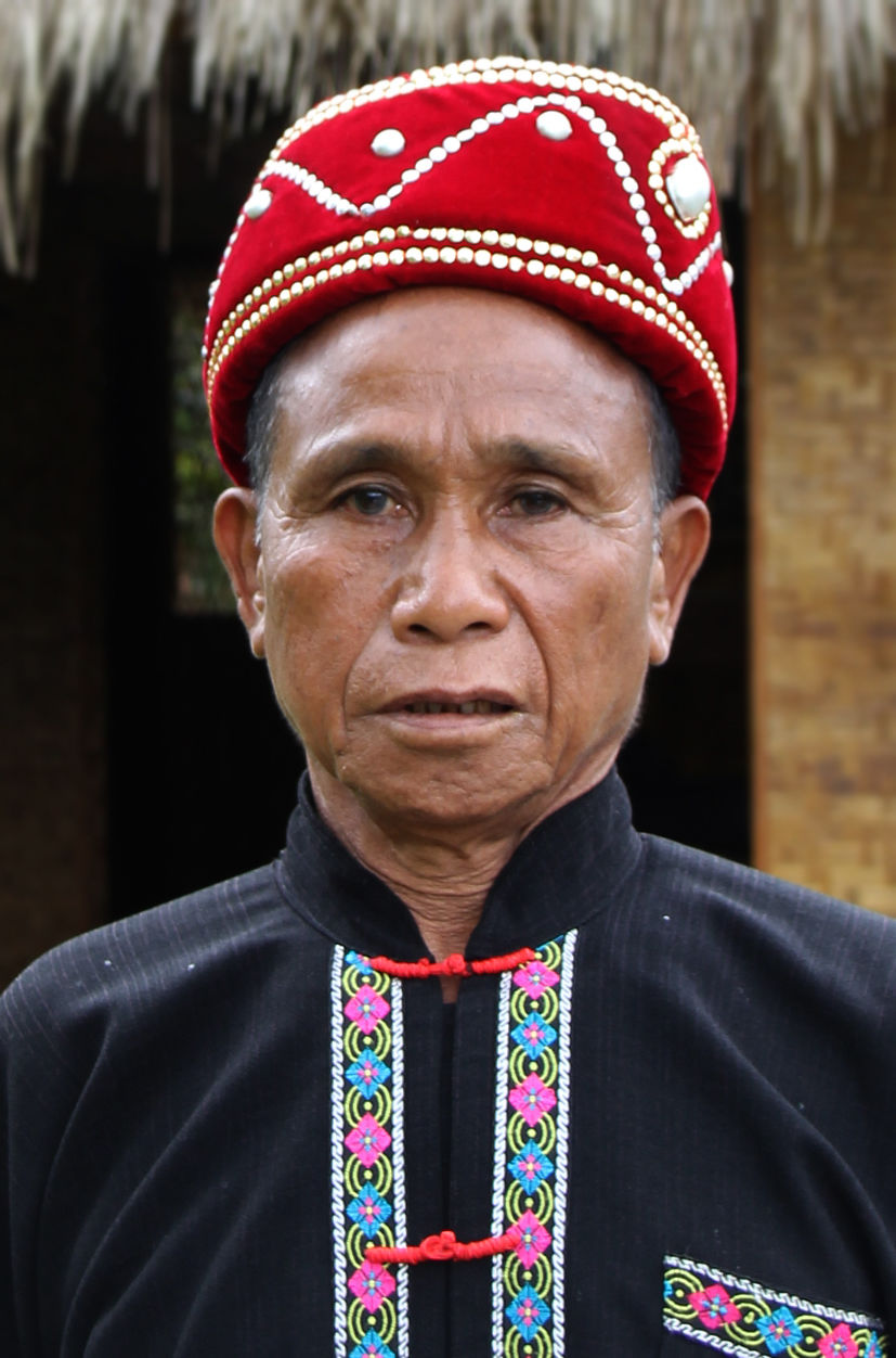  p>陈改保,男,1939年5月出生,佤族,云南省沧源佤族自治县人.