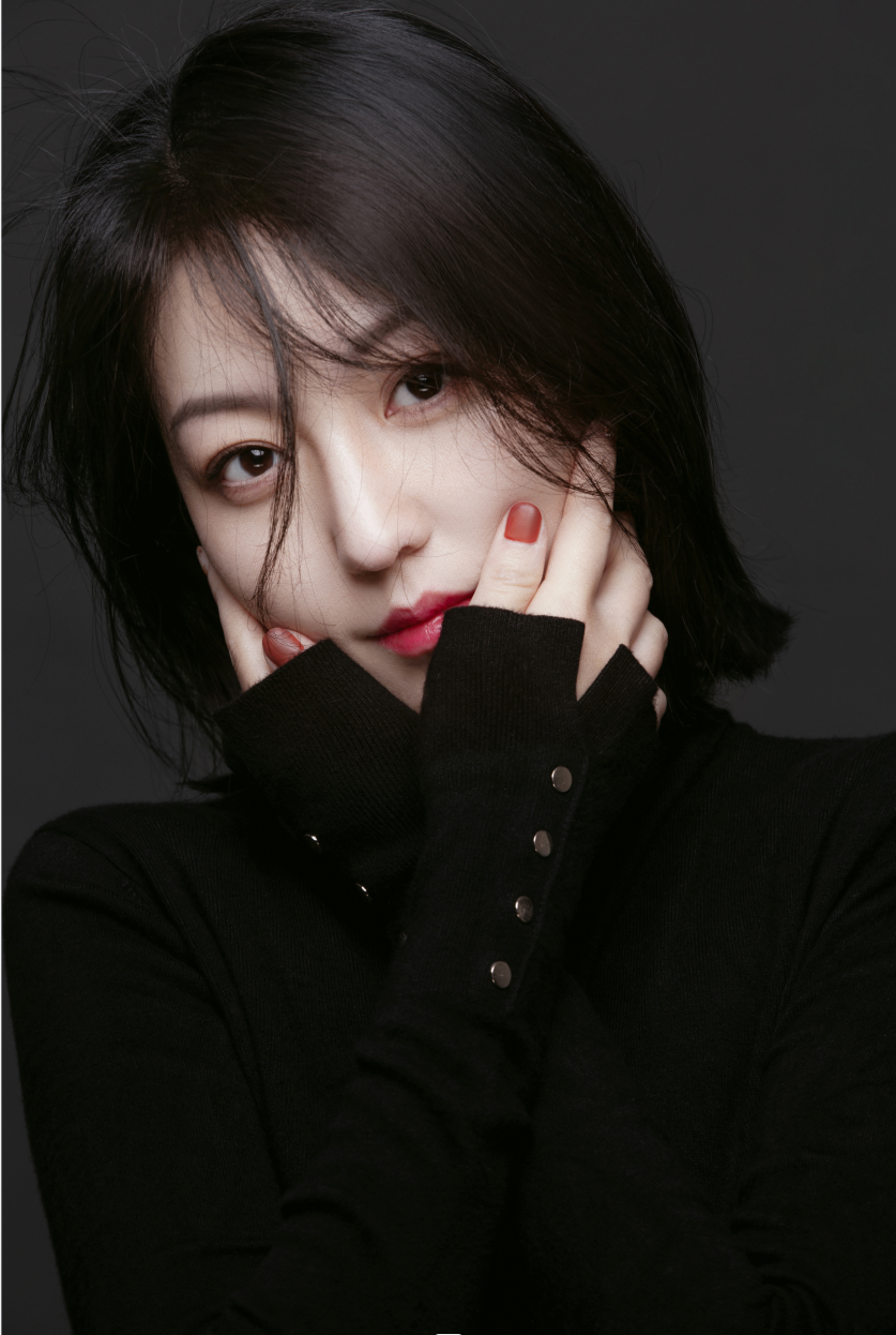  p data-id="tgy6loywsaai">徐薇,导演,主持人,毕业于 a target="