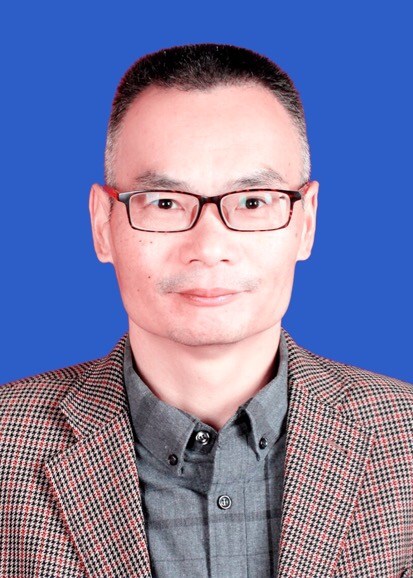  p>汪华,现任安徽省黄山市歙县审计局党组成员,副局长. /p>