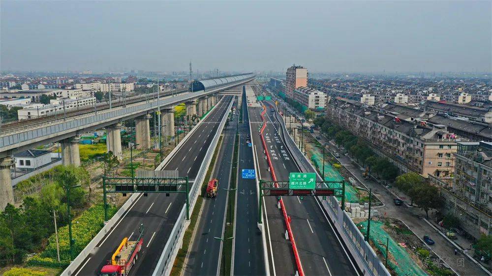  p>于越快速路是绍兴市第一条建成开通的快速路,也是全国首条支持高