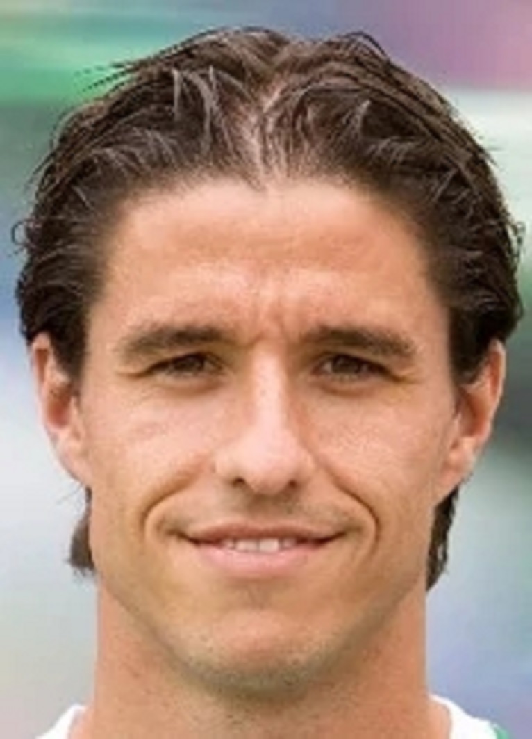  p data-id="gnfkesyti3">斯托克拉萨,瑞士足球运动员. /p>