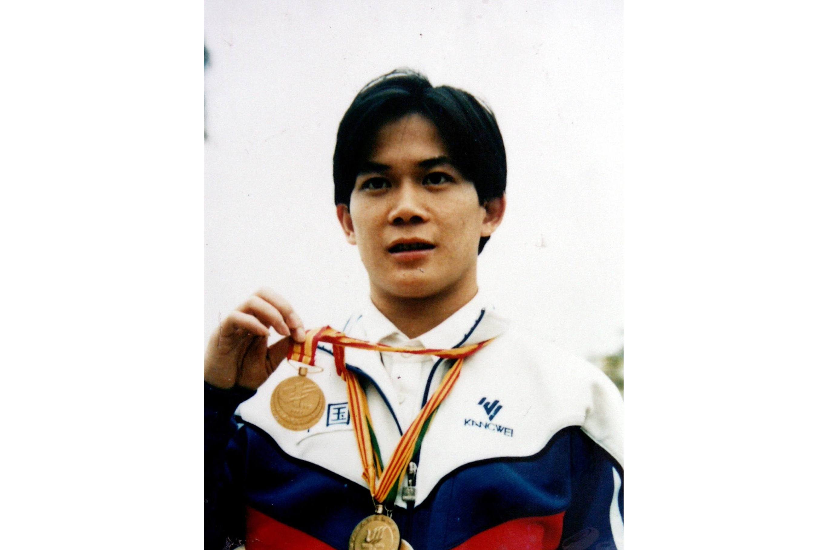  p data-id="gnb3aw457z">杨斌,男,1975年3月出生,广西 a target="