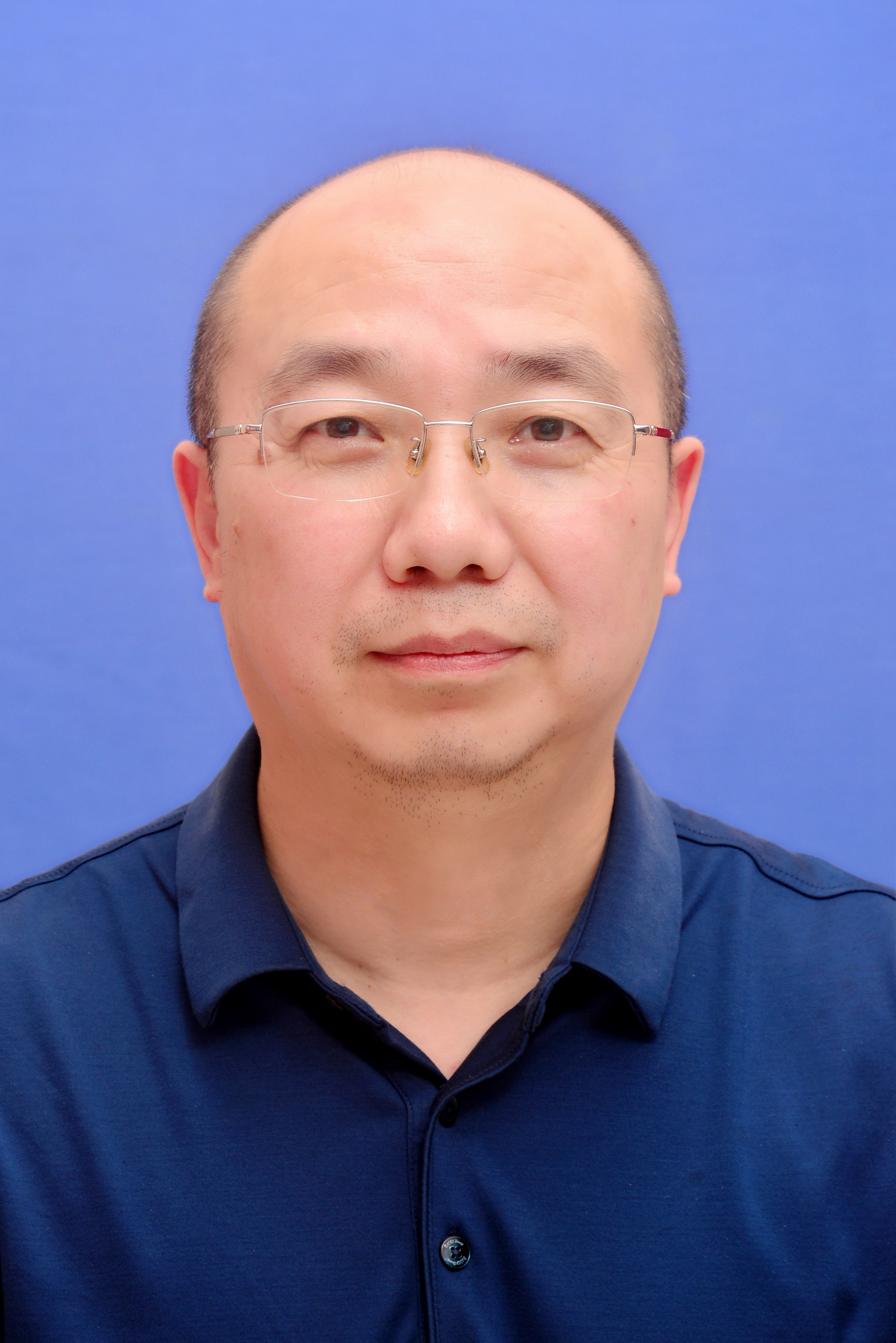 现任重庆市巫山县人力资源和社会保障局党委书记,局长. /p>