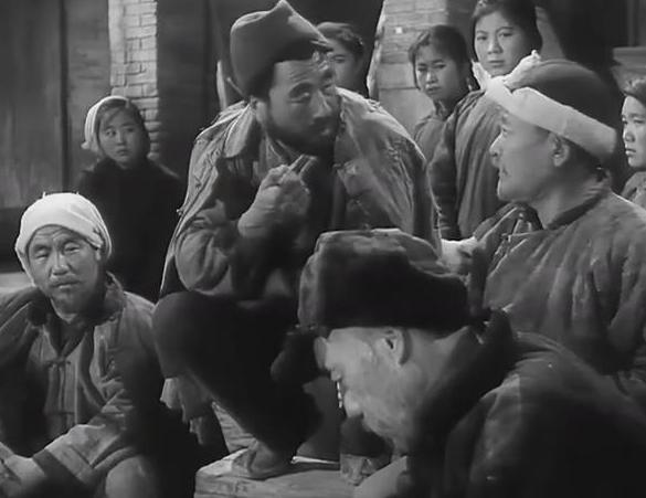 《汾水长流》根据胡正同名小说改编的一部黑白电影剧情片,时长90分钟