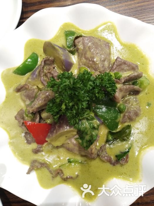 泰式青咖喱牛肉