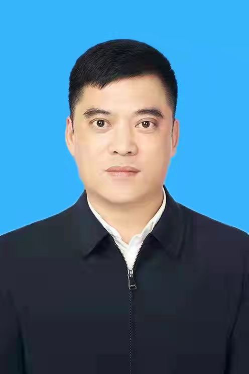  /p> p>现任黑龙江省哈尔滨市方正县政府副县长,县公安局局长. /p>