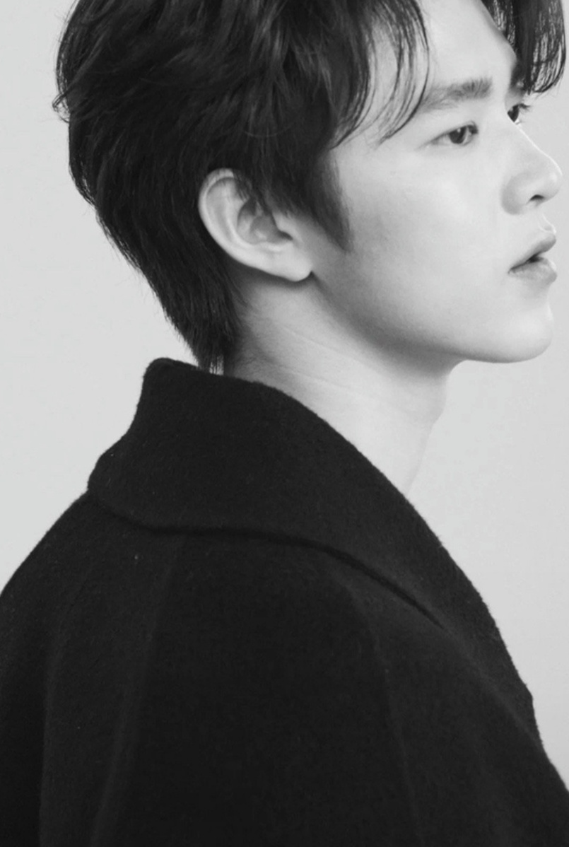 f8fwem6m">尼措空·卡琼伯利叻(meen),出生于1999年3月3日,泰国男演员