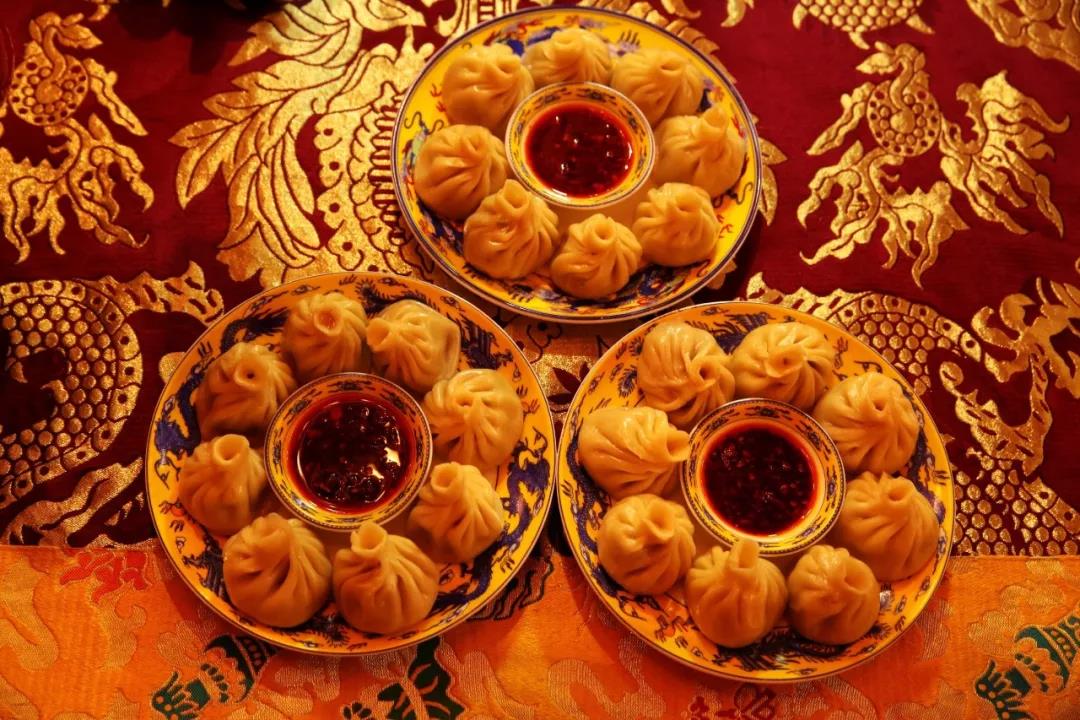 data-id="gnwzg8oe32">阿坝的全称是阿坝藏族羌族自治州,所以阿坝美食