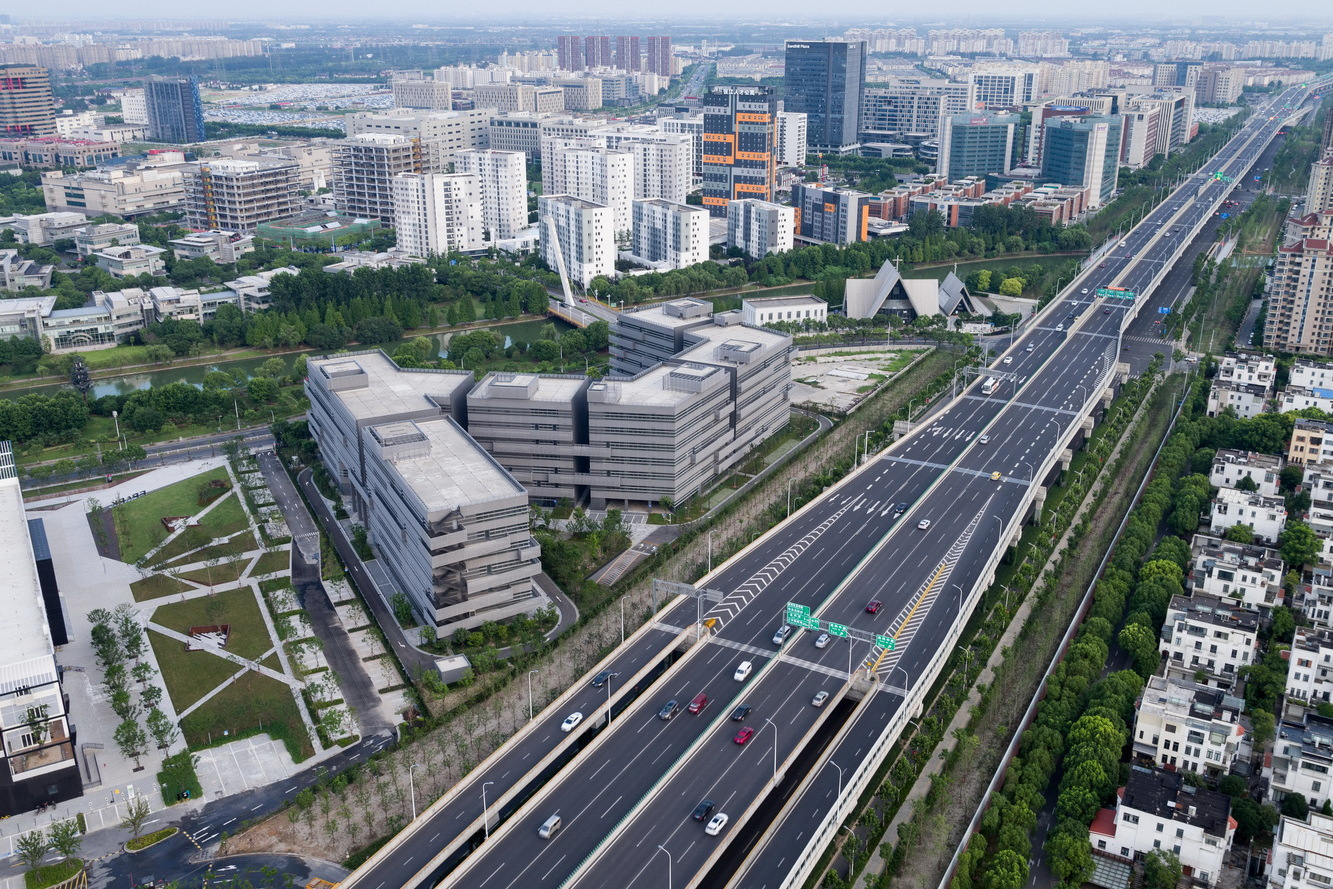 成立于1992年7月,位于 a href="#" data-lemmaid="3440497">上海浦东