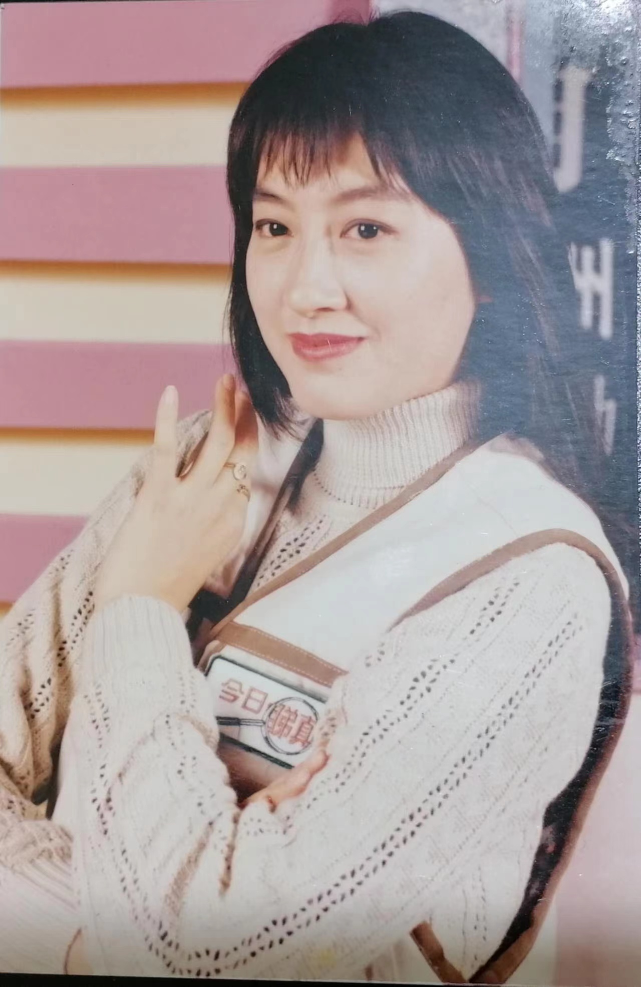  p>卢希莱(lou hei loi,香港女艺人,前亚洲电视艺员.