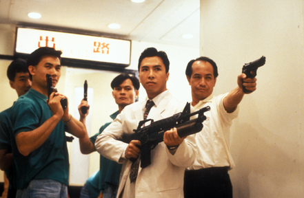 data-id="go08z943h2">《命运迷宫》是由tvb1991年出品的15集时装电视