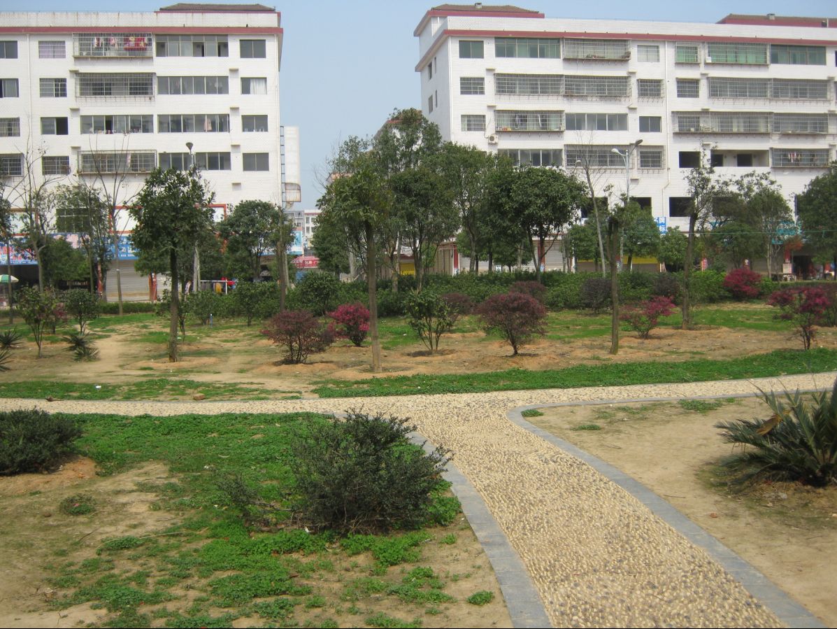  p>云集是1996年应衡南县县城从衡阳市石鼓区搬迁而设立的新镇,2003年