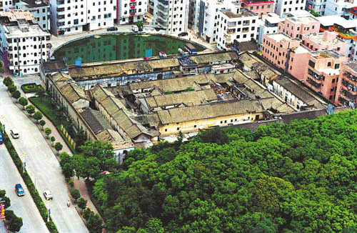  p>横岗街道,隶属于广东省深圳市龙岗区,地处深圳东部中心的核心区,是