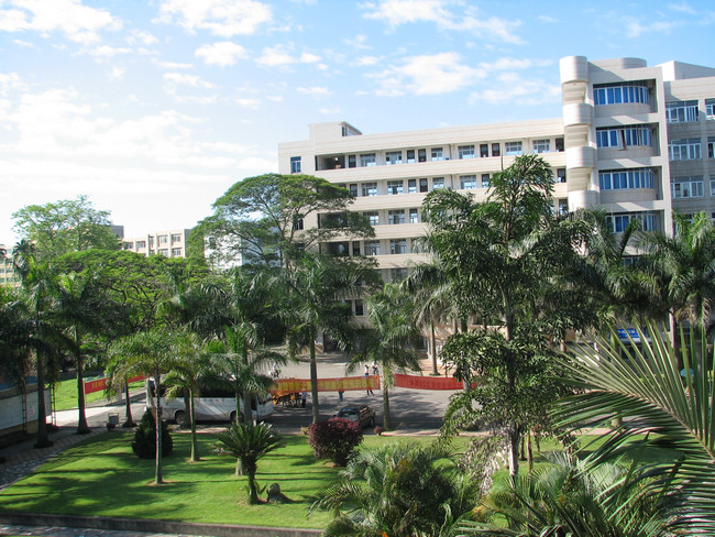  p>漳州师范学院是 a href="#">福建省重点建设高校 /a>之一,坐落于" 