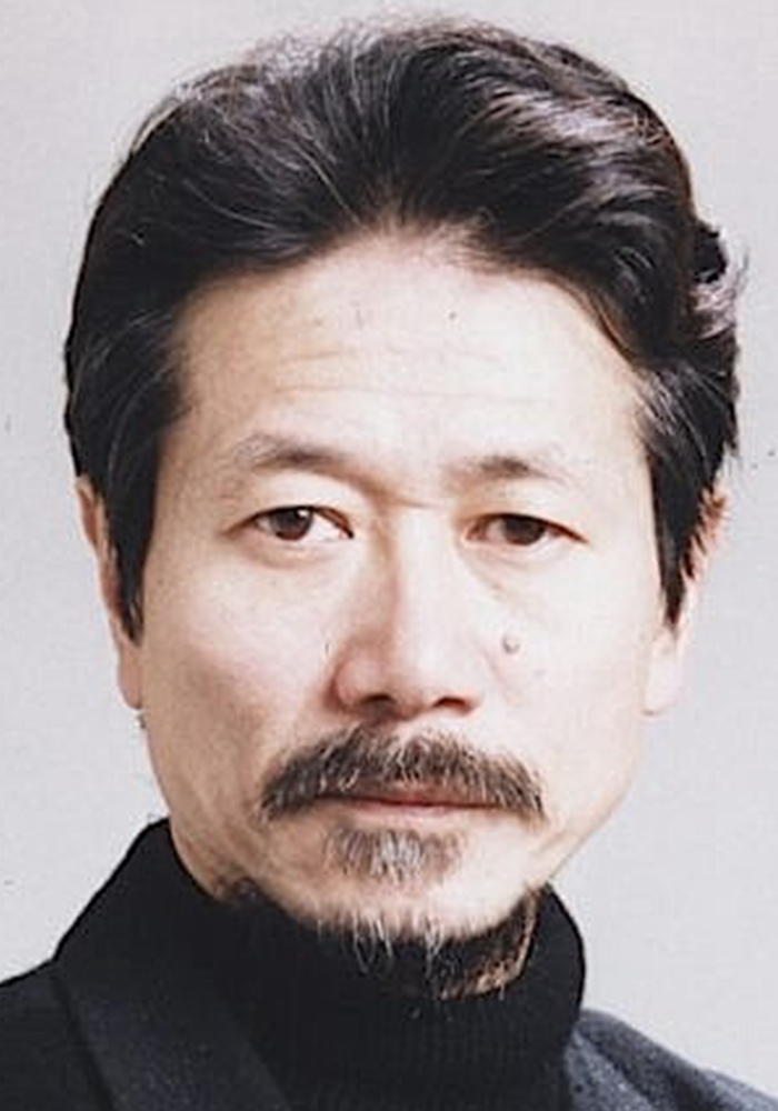 男人的同事C扮演角色