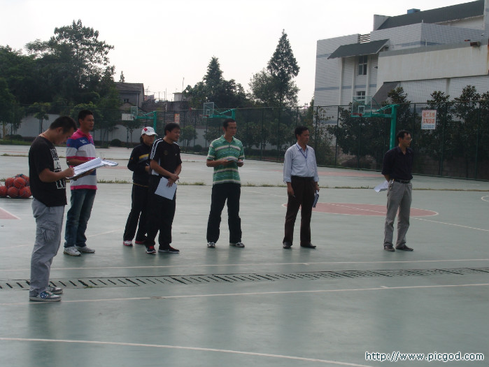  p data-id="gnwulczcq1">安徽省繁昌第一中学,简称"繁昌一中",位于 a