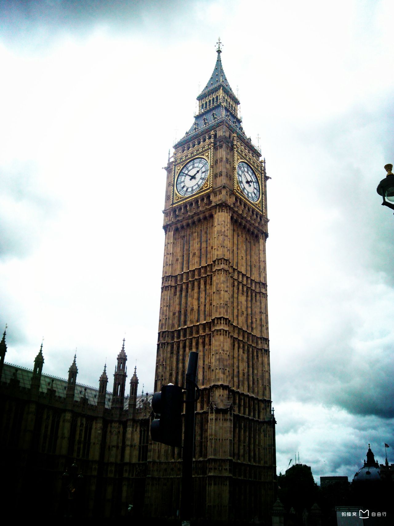  p>伊丽莎白塔(the elizabeth tower),旧称钟塔(the clock tower)