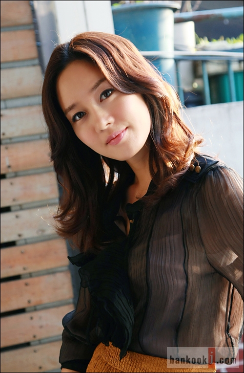  p>成宥利(sung yu ri),1981年3月3日出生于德国巴登,韩国女演员,歌手