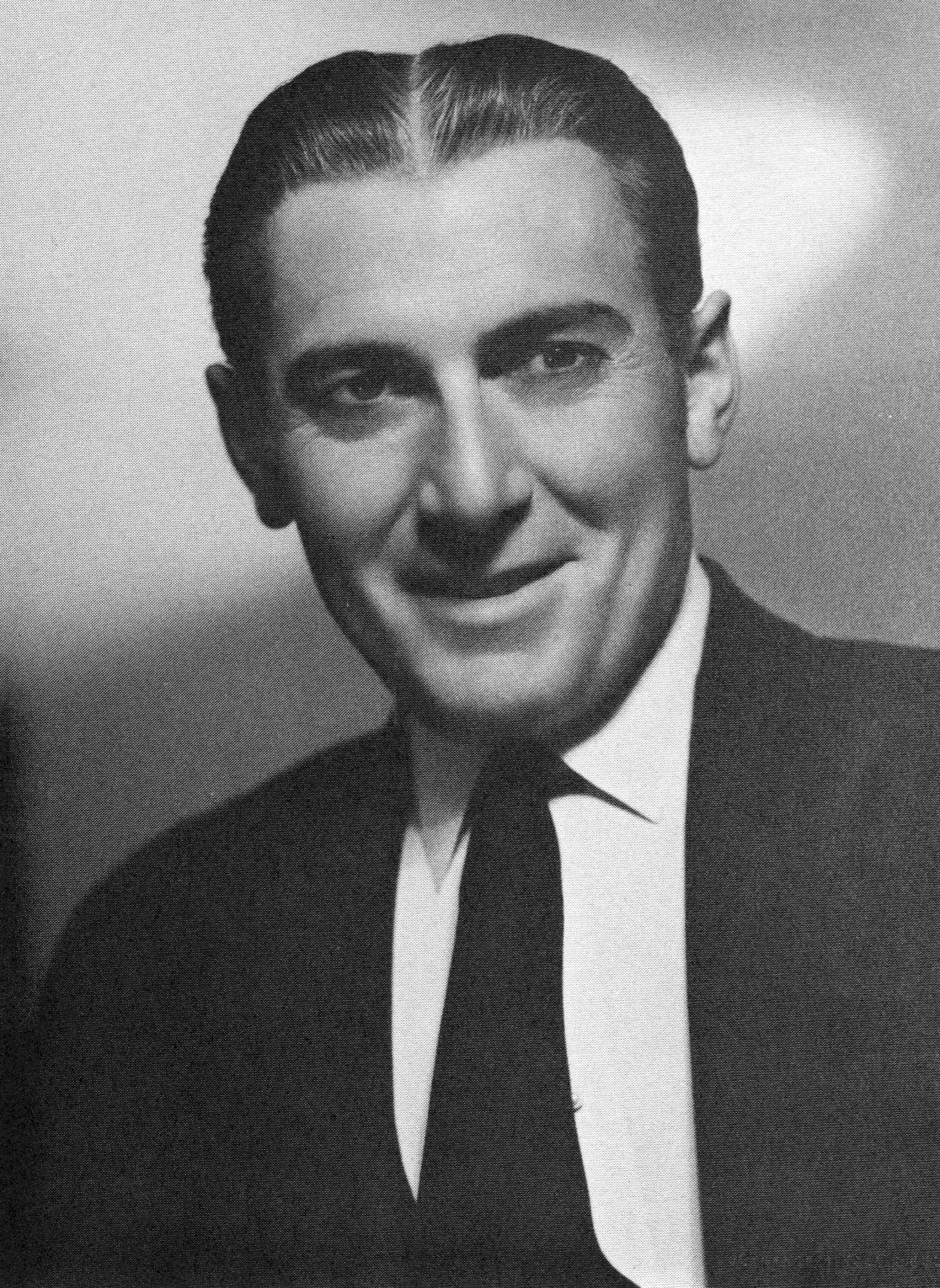  p>保罗·卢卡斯(paul lukas,1895年5月26日——1971年8月16日)